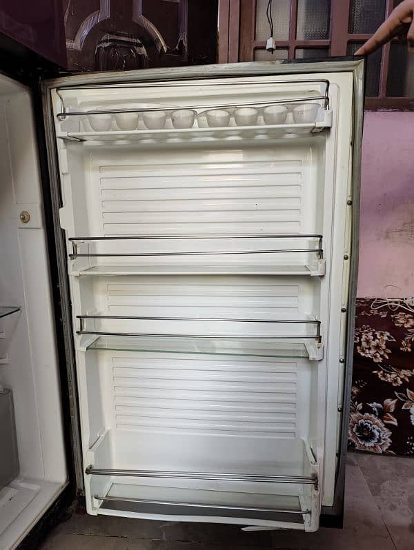 dowlance fridge big size bilkul ok hai 4