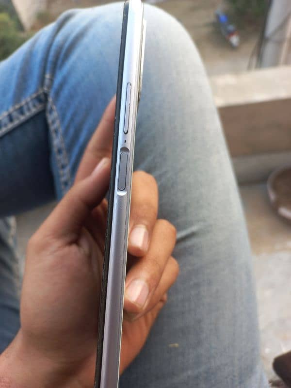 Vivo V20 Used Condition 9/10 2