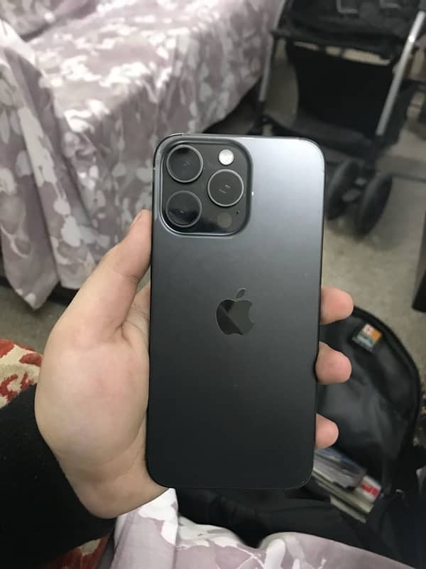 Iphone 15 pro max 0