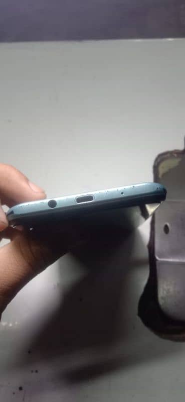 Infinix hot 10play 4gb ram 64gb rom all ok phone 4