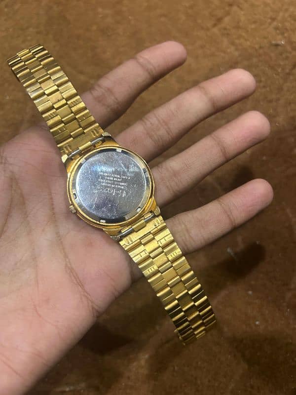 women watch 0