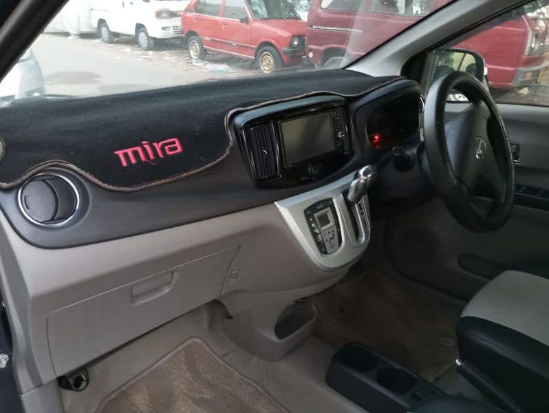 Daihatsu Mira 2015 4