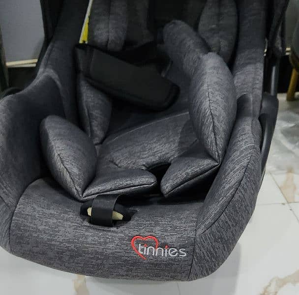 tinnies car seat plus seater 5