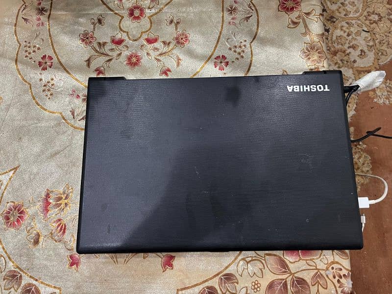 tushiba laptop core i5 4 Generation 3