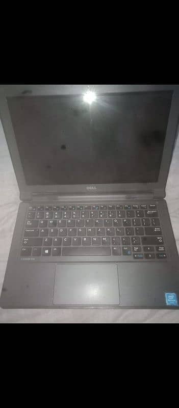 dell mini. liptop 4gb 300 gb tach sakren 2