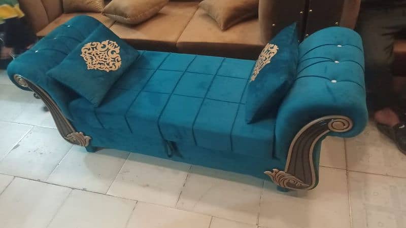 apna prana sofa chair wgra new krva or wo b km price ma 5