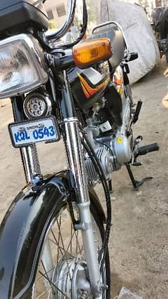 assalamualaikum Hondyz bike hi new 08,04,2024