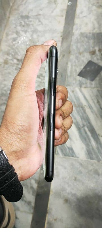 iphone 11 pro 256gb non pta factory unlocked 4