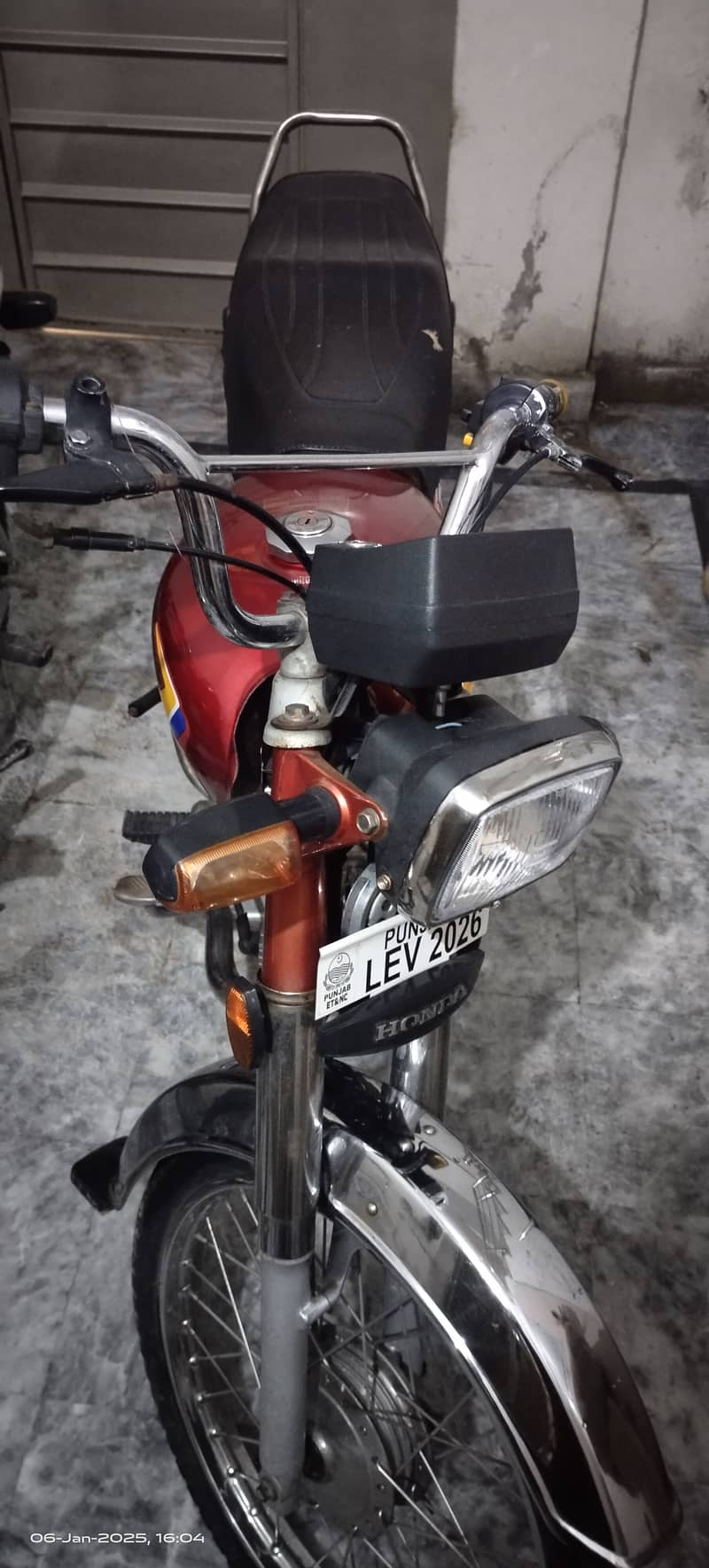 Honda CD 70 2010 7