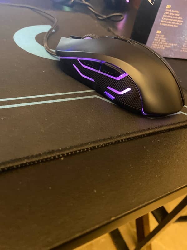 gaming mouse 3