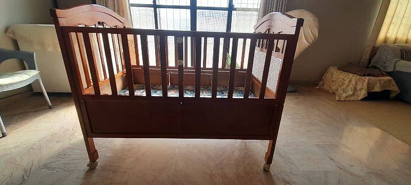 Baby cot / kids bed / wooden cot 7