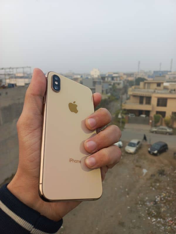 iPhone XS 64gb Pta approved 1