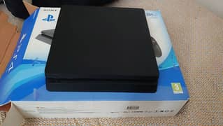 PlayStation 4 slim