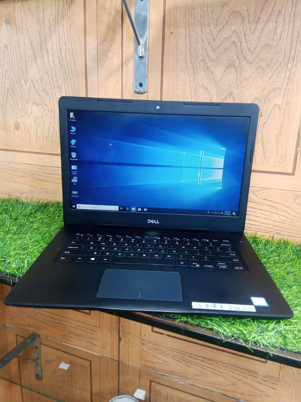 Dell Latitude 3490, Core i5 8th Generation 8GB Ram 256 GB SSD 4