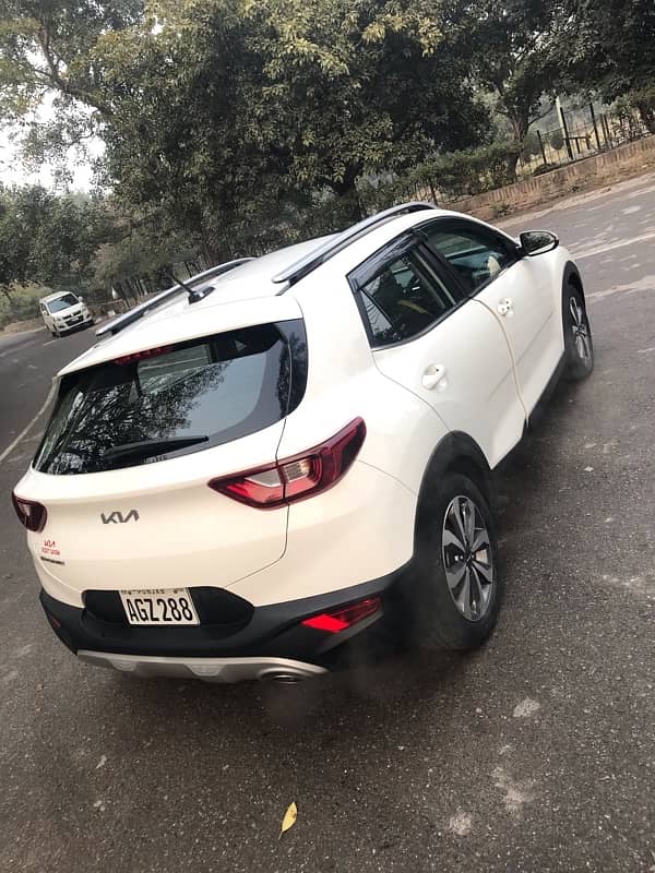 KIA STONIC 2021 7