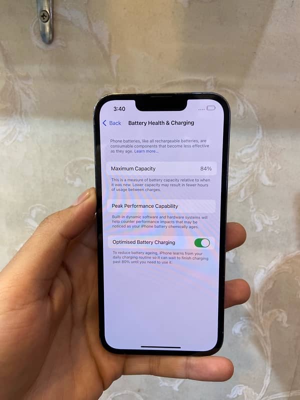 iPhone 13 Pro (non pta ) factory unlocked 4 month sim time 4