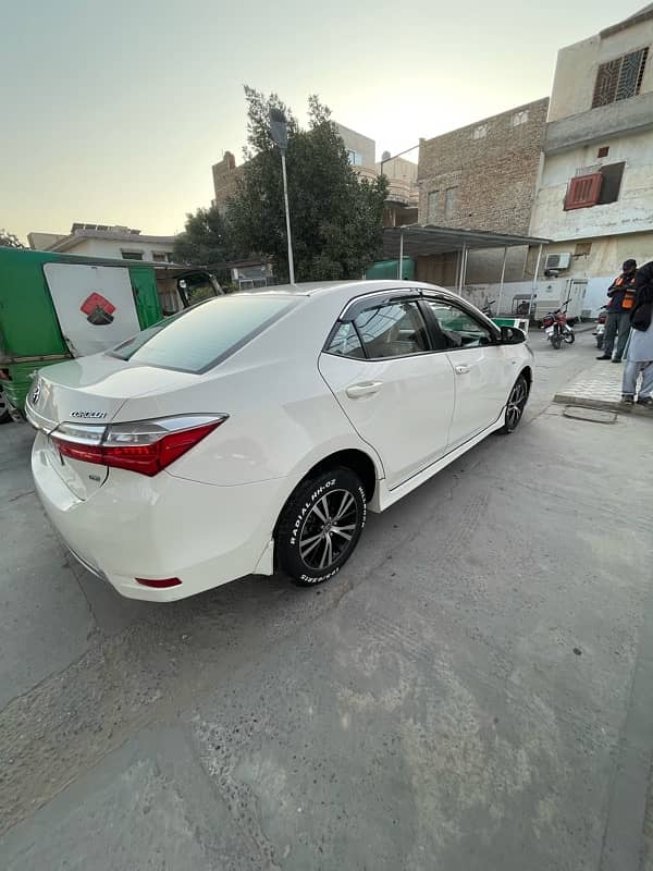 Toyota Corolla GLI 2019 3