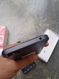 redmi 13C 6/128 6 month warranty left