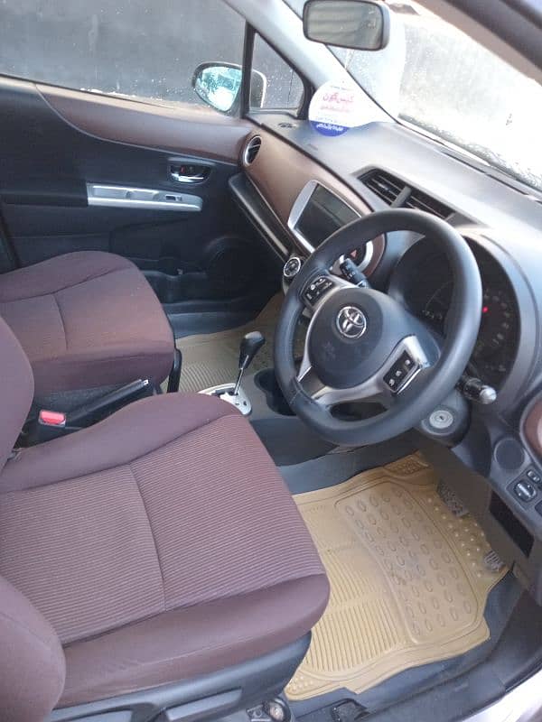 Toyota Vitz 2014 9