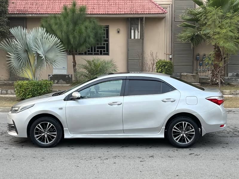 Toyota Corolla Grandy 1.8 2018 9