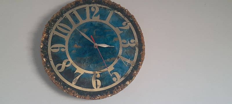 Resin wall clock 1