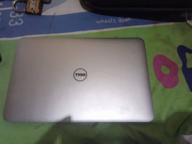 Dell upgrade laptop touch screen core i5 2nd generation + charger 14