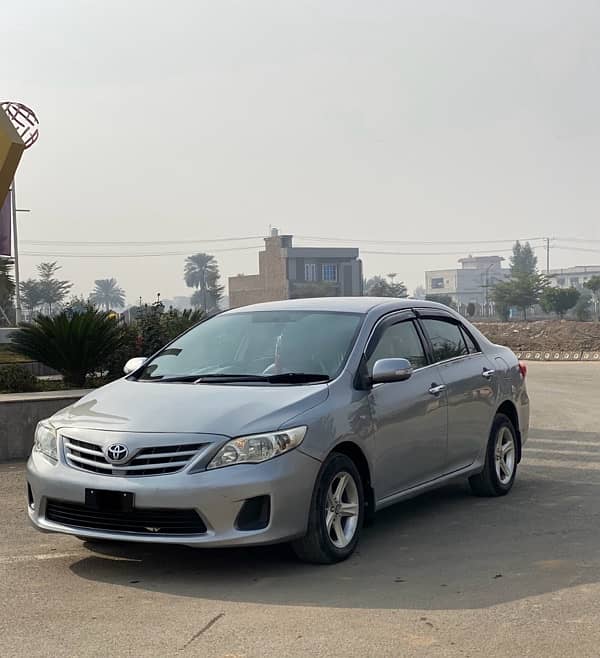 Toyota Corolla GLI 2013 1