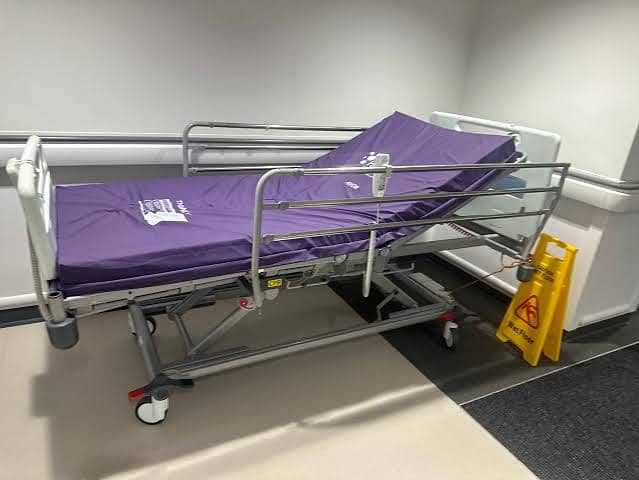 Patient Bed/Hospital Bed/Electric Bed / ICU Bed for sale 8