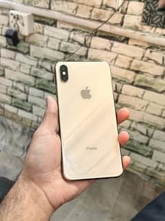 Iphone Xs max factory unlock