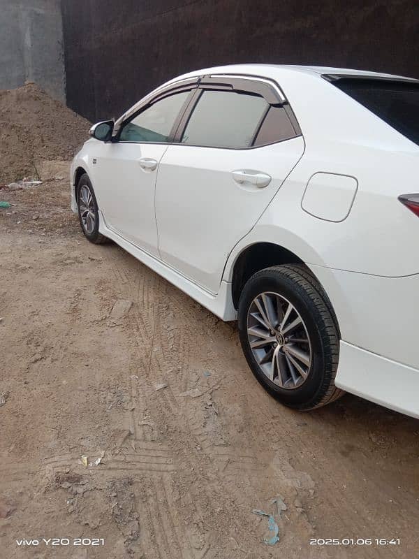 Toyota Corolla Altis 2018 Model Good Condition 4