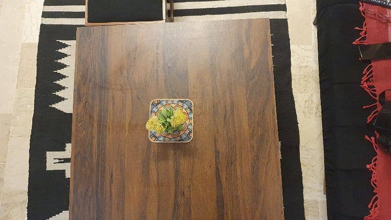 wooden center table with 4 stools 2