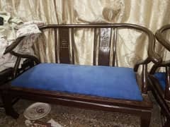 4 seater sofa set with 2 x wood table good condition