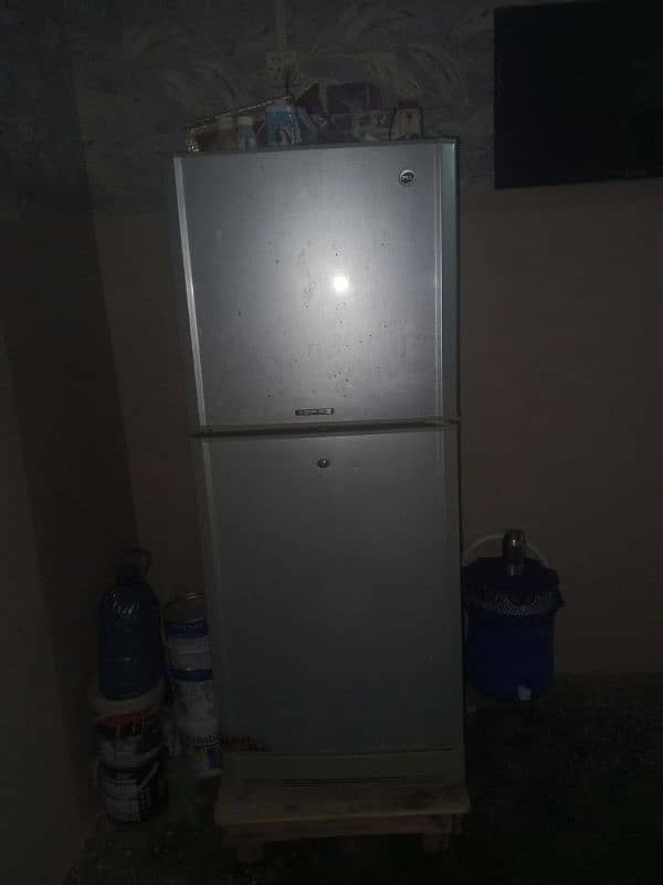 Pel Refrigerator condition 10 by 6 1