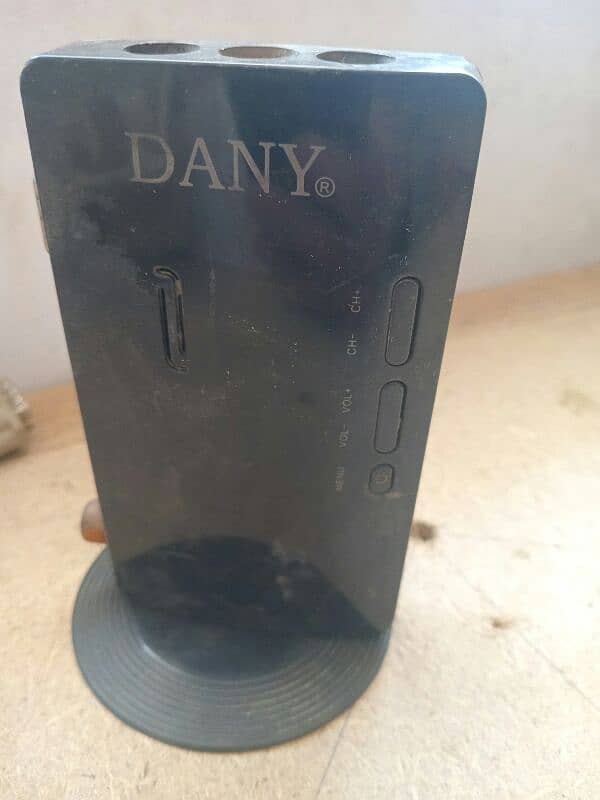 Dany LCD Device 4