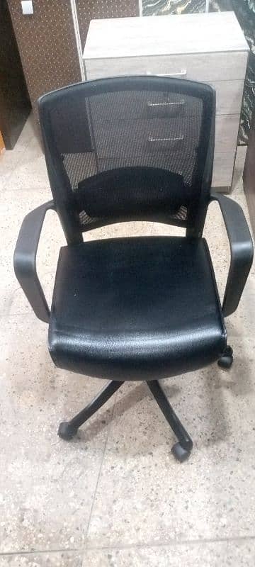 used office furnitures sale karachi 7