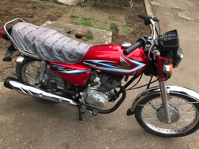 HONDA CG 125 2016 RENOVATED 10/10 ALL GENUINE 0