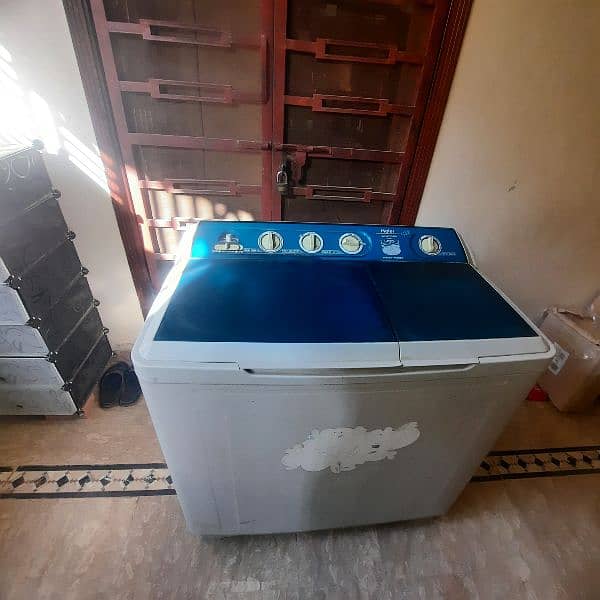 Haier Jumbo Size Semi Automatic Washing Machine With Dryer 12 Litters 10