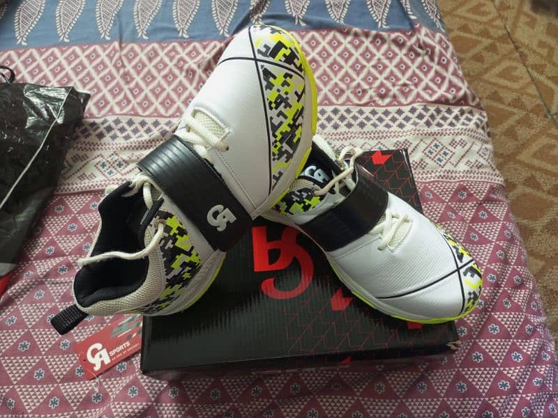 CA KAMO CRICKET SPIKES 4