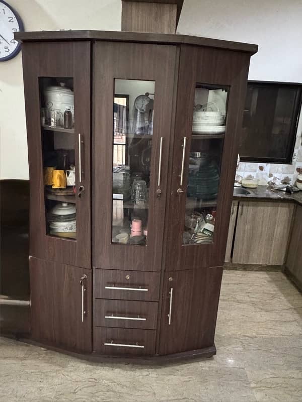 crockery divider for sell 0