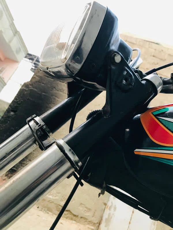 assalam o alikum bike ma koi kaam nh hai engine ok hai ek dm 1