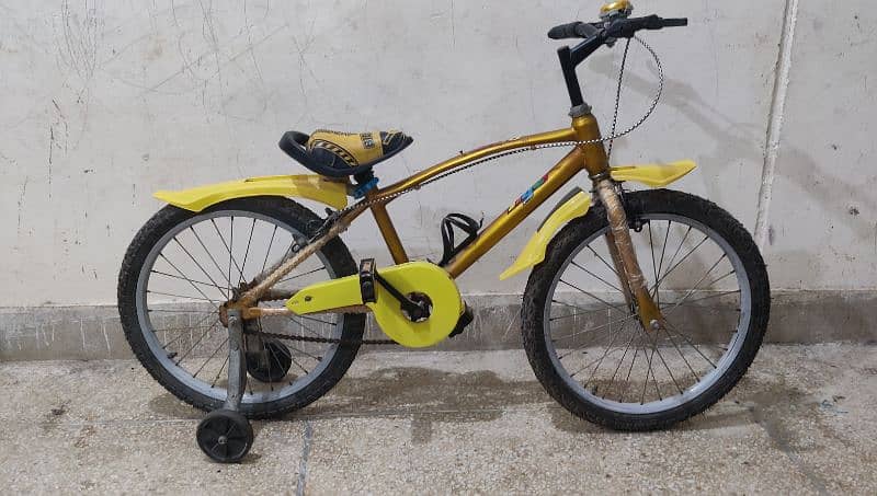 20 " size cycle as new suitable for 9 to 12 year kid 0