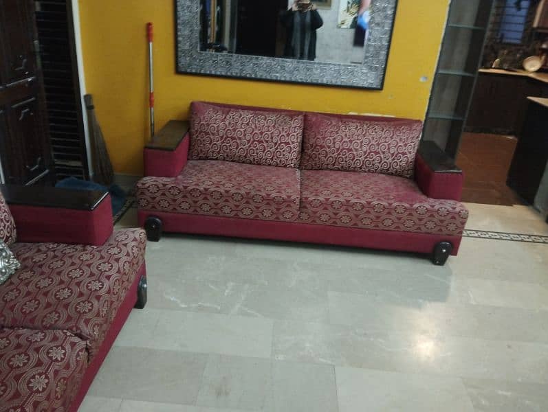 6 seter sofa set urgent sale 5