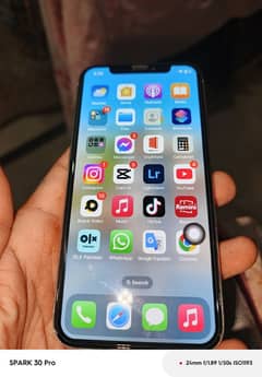 I phone x 64  gb all ok battery chnge health 100 h