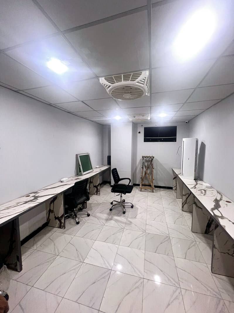 Fully Furnished Offices available for RENT Immediately nxt to askari 4 1