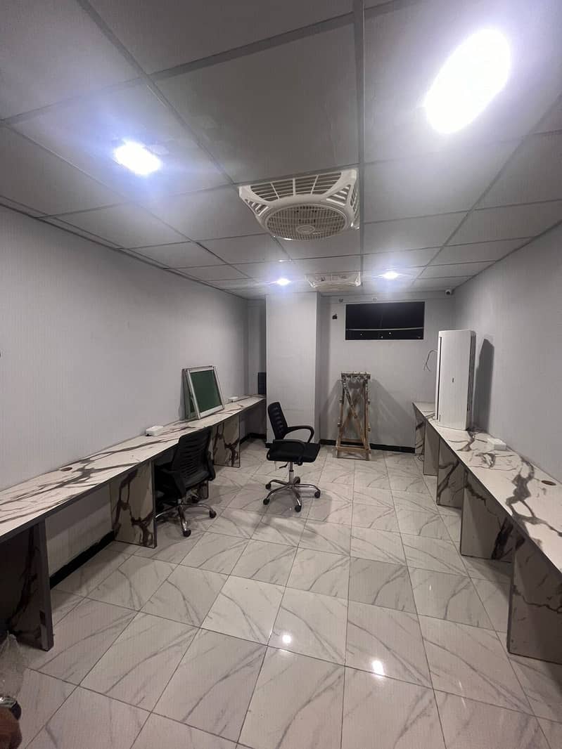 Fully Furnished Offices available for RENT Immediately nxt to askari 4 14