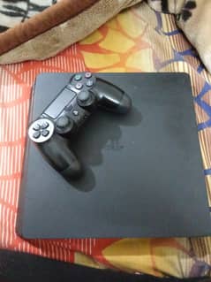 PS4 slim with one original controller