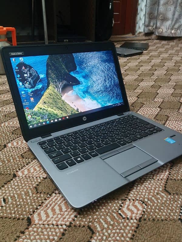 Hp laptop i7 5gen 0