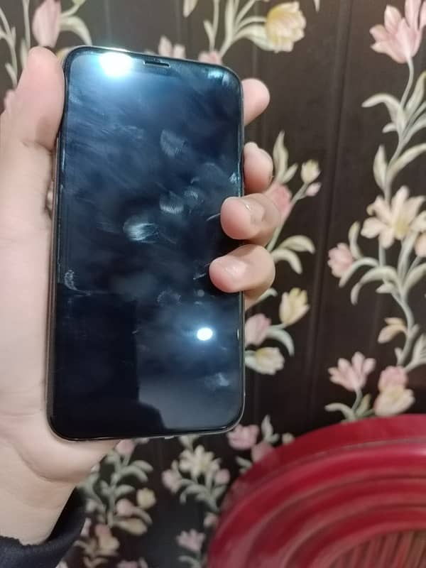 Iphone xs glitch 03247659705 3