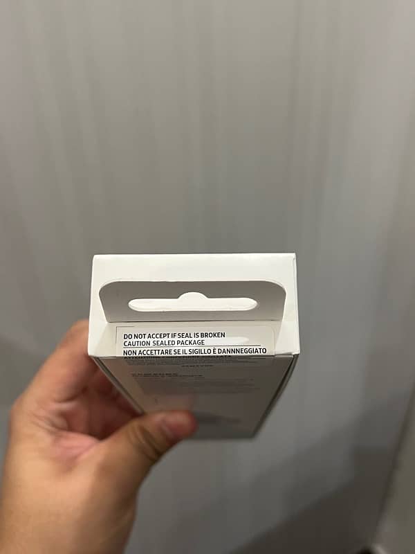 Samsung Galaxy Watch4 40mm SEAL PACKED 9