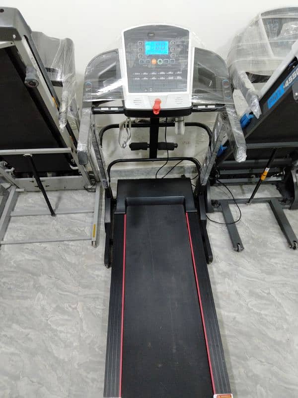 UAE IMPORT TREADMILL HEAVY DUTY AUTO INCLINE WITH MASSAGER 12